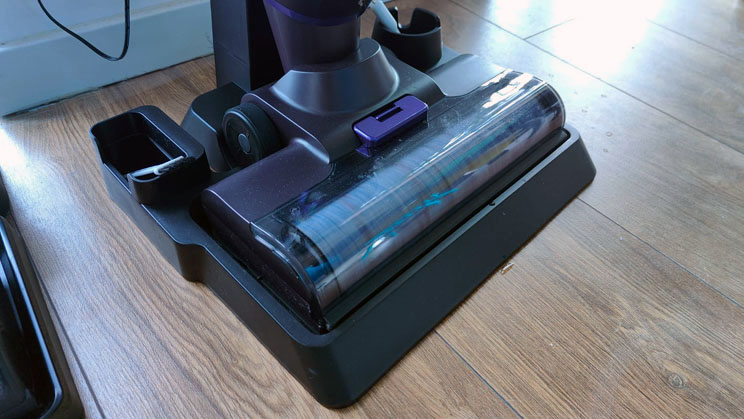 הסוף לספונג'ה? מבחן שואבים שוטפים אלחוטיים הסוף לספונג'ה? מבחן שואבים שוטפים אלחוטיים